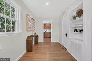 6010 Bangor Dr, Alexandria, VA 22303 - Photo 9