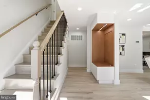 2524 Swift Run St, Vienna, VA 22180 - Photo 5