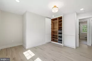 2524 Swift Run St, Vienna, VA 22180 - Photo 27