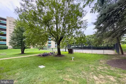 6135 Leesburg Pike #206, Falls Church, VA 22041 - Photo 25