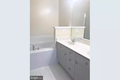 2480 Angeline Drive #304, Herndon, VA 20171 - Photo 9