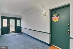 5900 Surrey Hill Pl, Springfield, VA 22152 - Photo 13