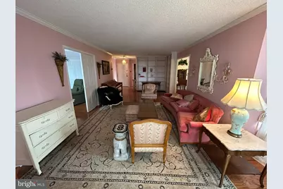 1800 Old Meadow Road #1021, McLean, VA 22102 - Photo 9