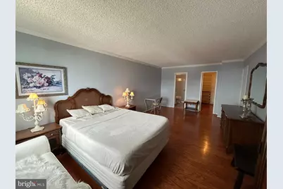 1800 Old Meadow Road #1021, McLean, VA 22102 - Photo 7