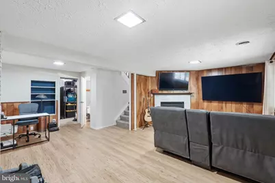 8764 Newington Commons Road, Lorton, VA 22079 - Photo 29