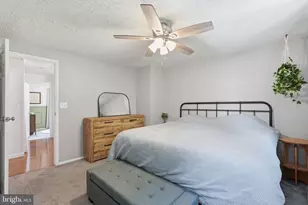 8764 Newington Commons Rd, Lorton, VA 22079 - Photo 17