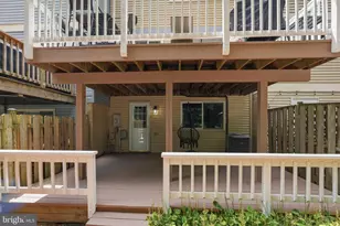 8764 Newington Commons Rd, Lorton, VA 22079 - Photo 35