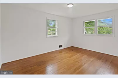 7106 Jayhawk Street, Annandale, VA 22003 - Photo 17