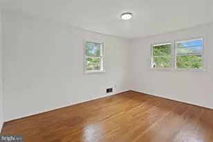 7106 Jayhawk St, Annandale, VA 22003 - Photo 17