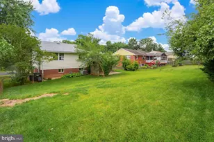 7106 Jayhawk St, Annandale, VA 22003 - Photo 25