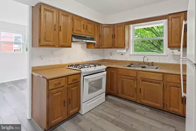 7106 Jayhawk Street, Annandale, VA 22003 - Photo 7
