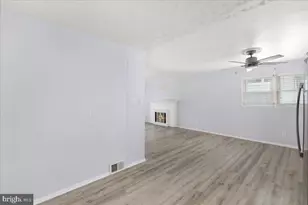 7410 Dickenson St, Springfield, VA 22150 - Photo 13