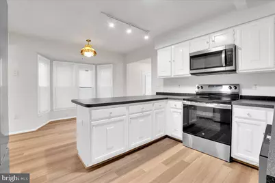 12451 Plowman Court, Herndon, VA 20170 - Photo 5