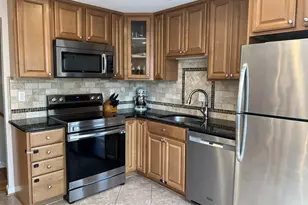 9015 Piney Grove Dr, Fairfax, VA 22031 - Photo 19