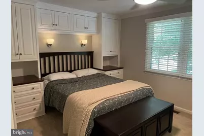9015 Piney Grove Drive, Fairfax, VA 22031 - Photo 23