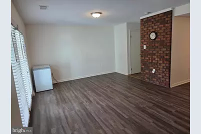 950 Park Avenue, Herndon, VA 20170 - Photo 7