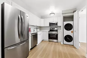 3800 Powell Ln, Falls Church, VA 22041 - Photo 5