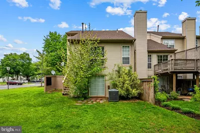 6189 Stonepath Circle, Centreville, VA 20120 - Photo 5