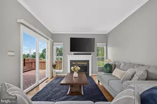 5201 Ballycastle Cir, Alexandria, VA 22315 - Photo 11