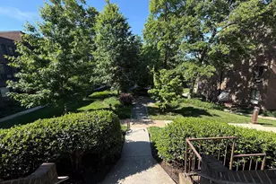 11212 Chestnut Grove Square, Reston, VA 20190 - Photo 25