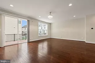 6230 Almerico Pl, Alexandria, VA 22312 - Photo 9