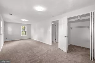 9428 Meadow Shire Ln, Great Falls, VA 22066 - Photo 17