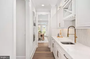 1022 Hillcrest Dr SW, Vienna, VA 22180 - Photo 23