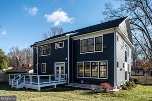 1022 Hillcrest Dr SW, Vienna, VA 22180 - Photo 143