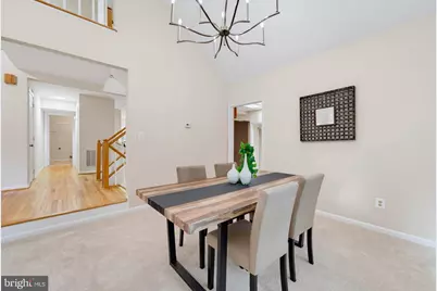 7827 Belleflower Drive, Springfield, VA 22152 - Photo 7