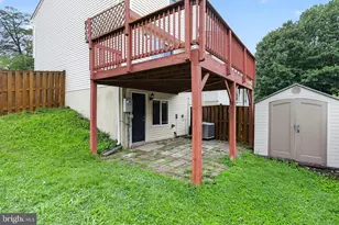 8700 Calvert Cliff Ct, Lorton, VA 22079 - Photo 23