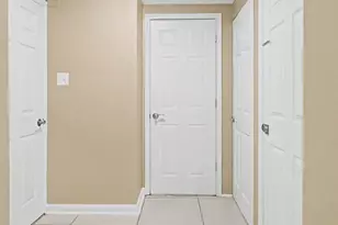 9826 Gabon Ct, Burke, VA 22015 - Photo 11