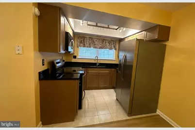 12107 Green Ledge Court #102, Fairfax, VA 22033 - Photo 7