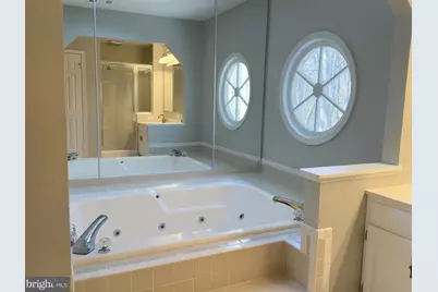 11560 Holly Briar Lane, Great Falls, VA 22066 - Photo 29