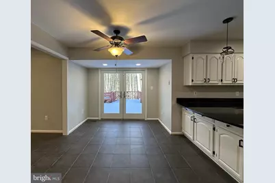 11560 Holly Briar Lane, Great Falls, VA 22066 - Photo 11