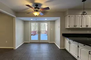 11560 Holly Briar Ln, Great Falls, VA 22066 - Photo 11