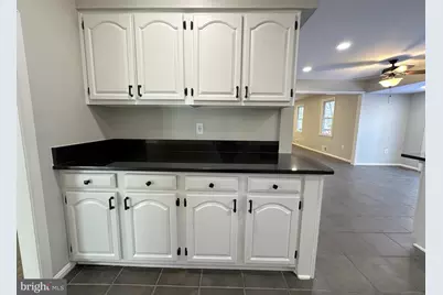 11560 Holly Briar Lane, Great Falls, VA 22066 - Photo 17