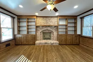 11560 Holly Briar Ln, Great Falls, VA 22066 - Photo 7