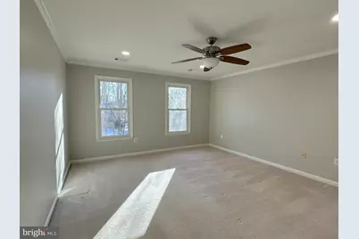 11560 Holly Briar Lane, Great Falls, VA 22066 - Photo 23