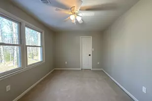 11560 Holly Briar Ln, Great Falls, VA 22066 - Photo 33