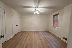 11560 Holly Briar Ln, Great Falls, VA 22066 - Photo 47