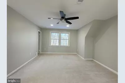 11560 Holly Briar Lane, Great Falls, VA 22066 - Photo 35