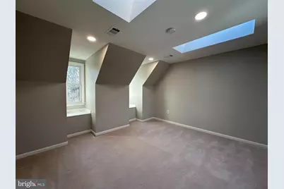 11560 Holly Briar Lane, Great Falls, VA 22066 - Photo 25