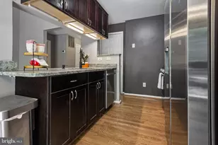 6003 Creekstone Ln, Centreville, VA 20120 - Photo 7