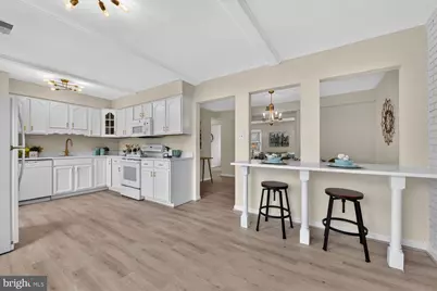 2255 Cedar Lane, Vienna, VA 22182 - Photo 11