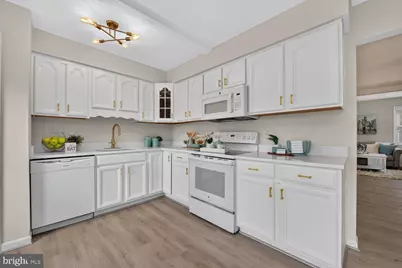 2255 Cedar Lane, Vienna, VA 22182 - Photo 9
