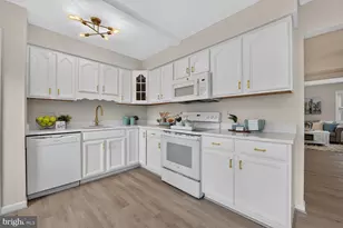 2255 Cedar Ln, Vienna, VA 22182 - Photo 9