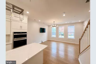 7556 Sawyer Farm Way #1403, McLean, VA 22102 - Photo 5