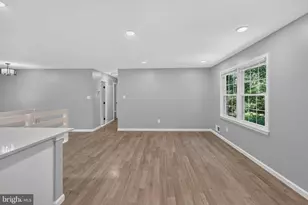 4752 Carterwood Dr, Fairfax, VA 22032 - Photo 11