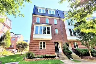 9700 Cedar Farm Cir, Fairfax, VA 22031 - Photo 1