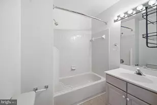 6030 Kelsey Ct, Falls Church, VA 22044 - Photo 11